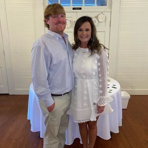 White boutique dress worn once for rehearsal dinner🤍